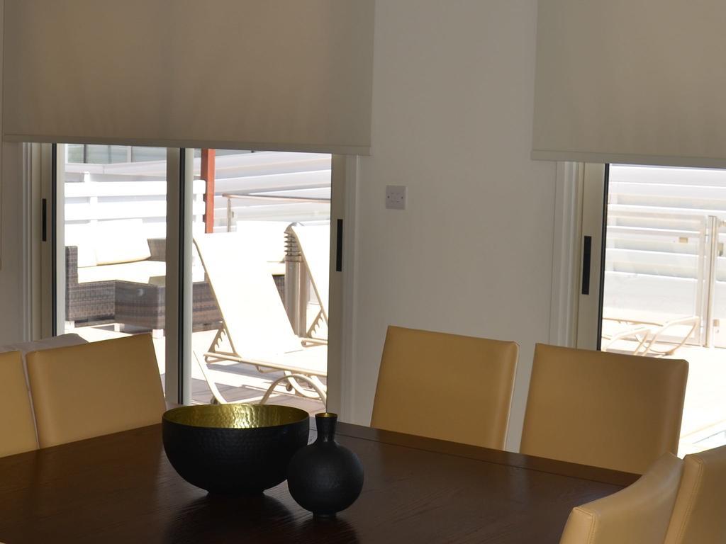 Athena Beach Villas Protaras Exteriör bild