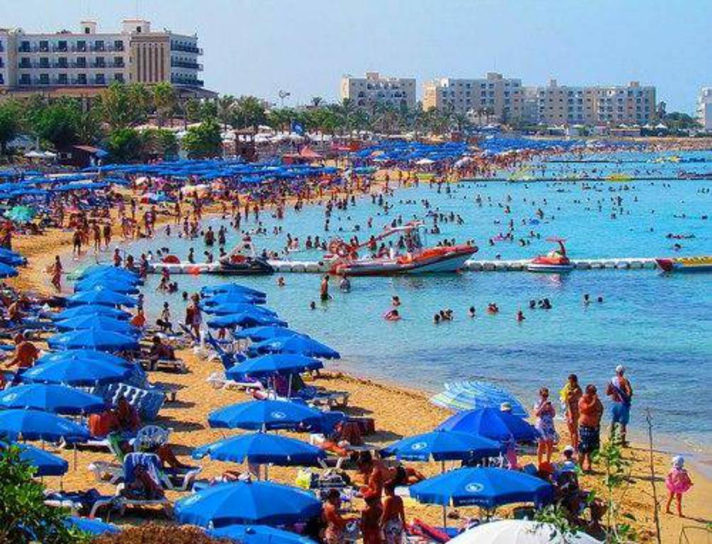 Athena Beach Villas Protaras Exteriör bild