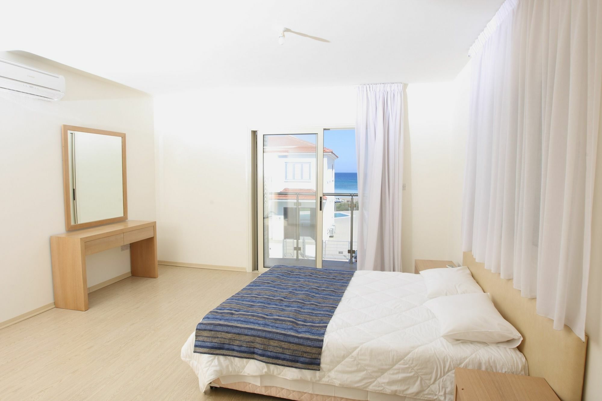 Athena Beach Villas Protaras Exteriör bild