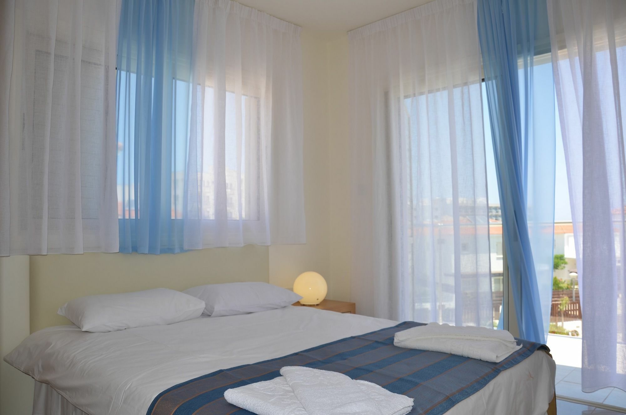 Athena Beach Villas Protaras Exteriör bild